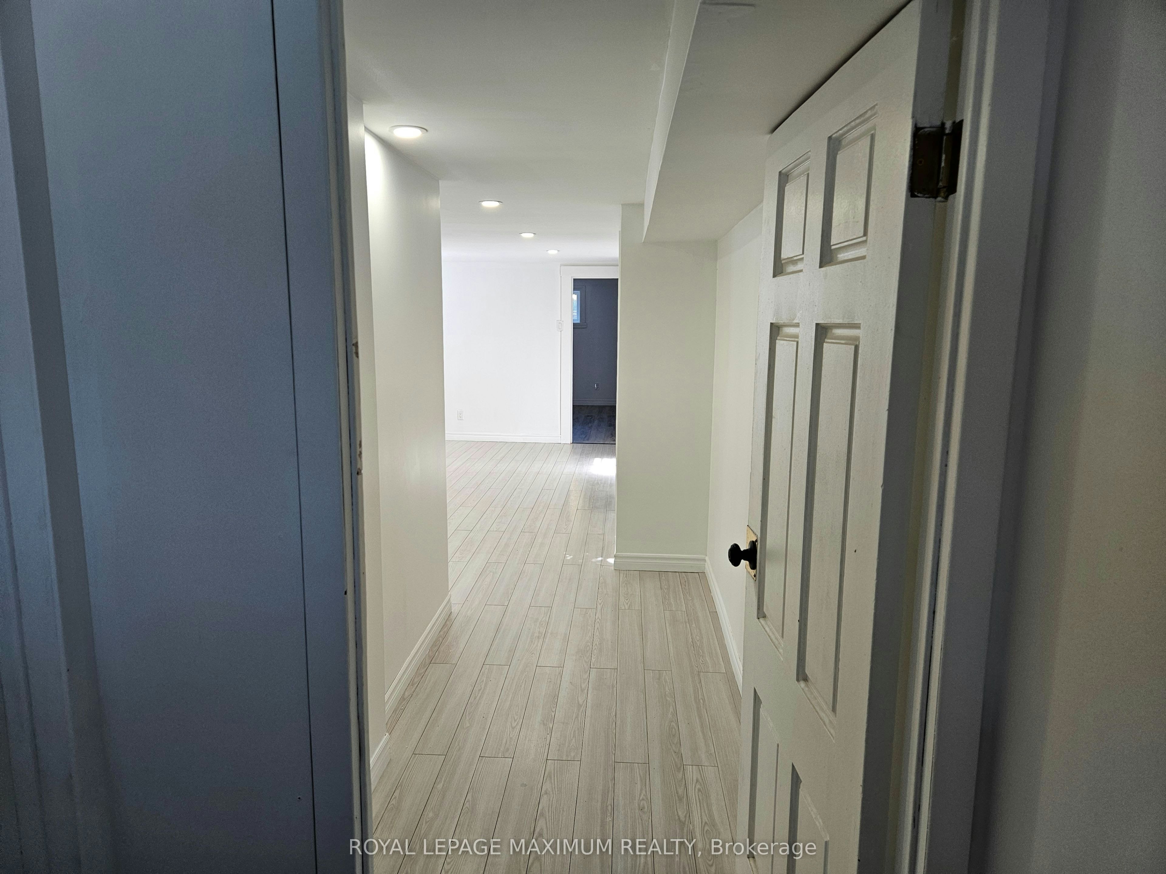 21 Darnborough Way, Toronto, ON, M1W 2G2 - 7