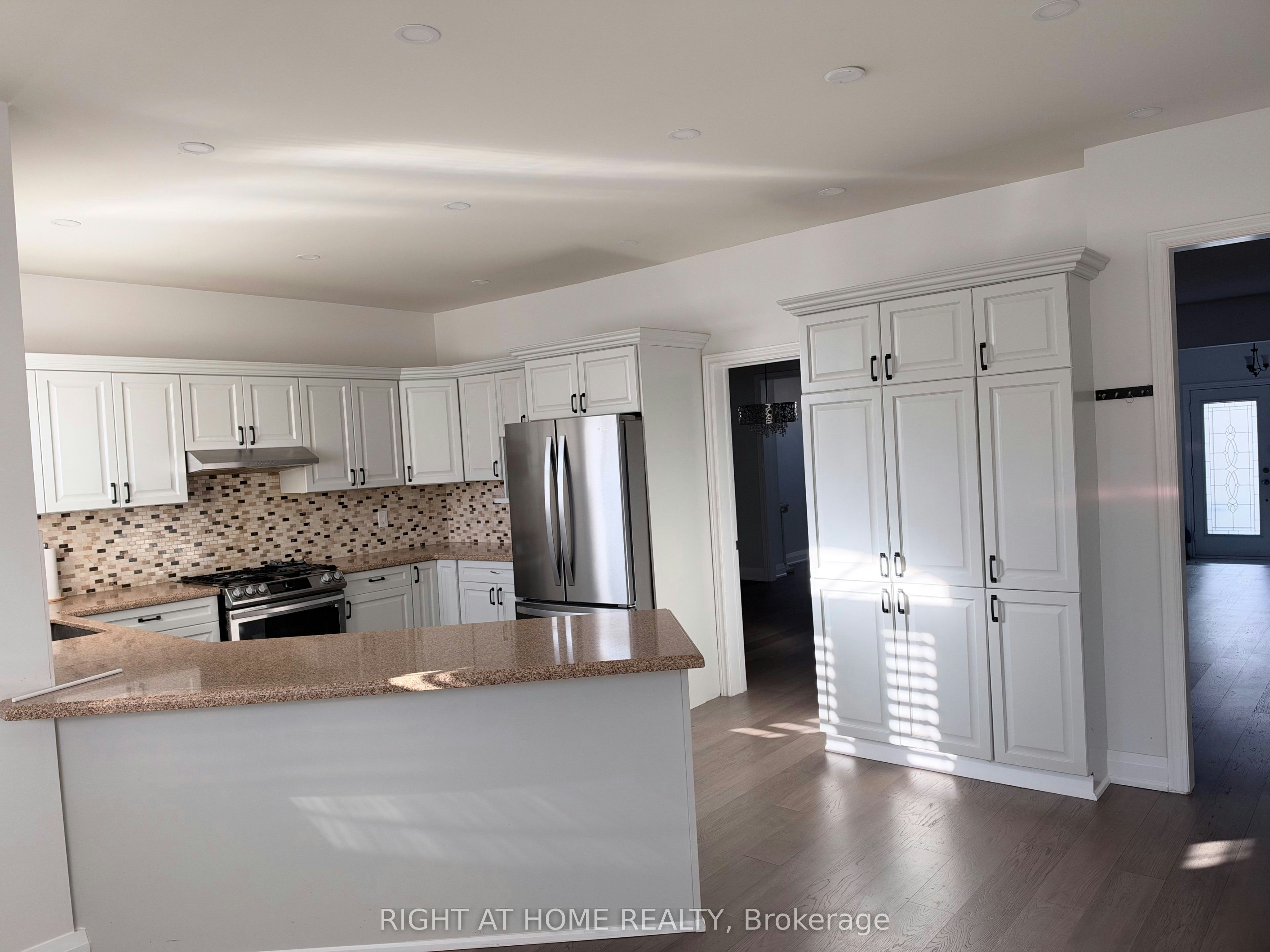 1179 Ravenscroft Road, Ajax, ON, L1T 0H9 - 7