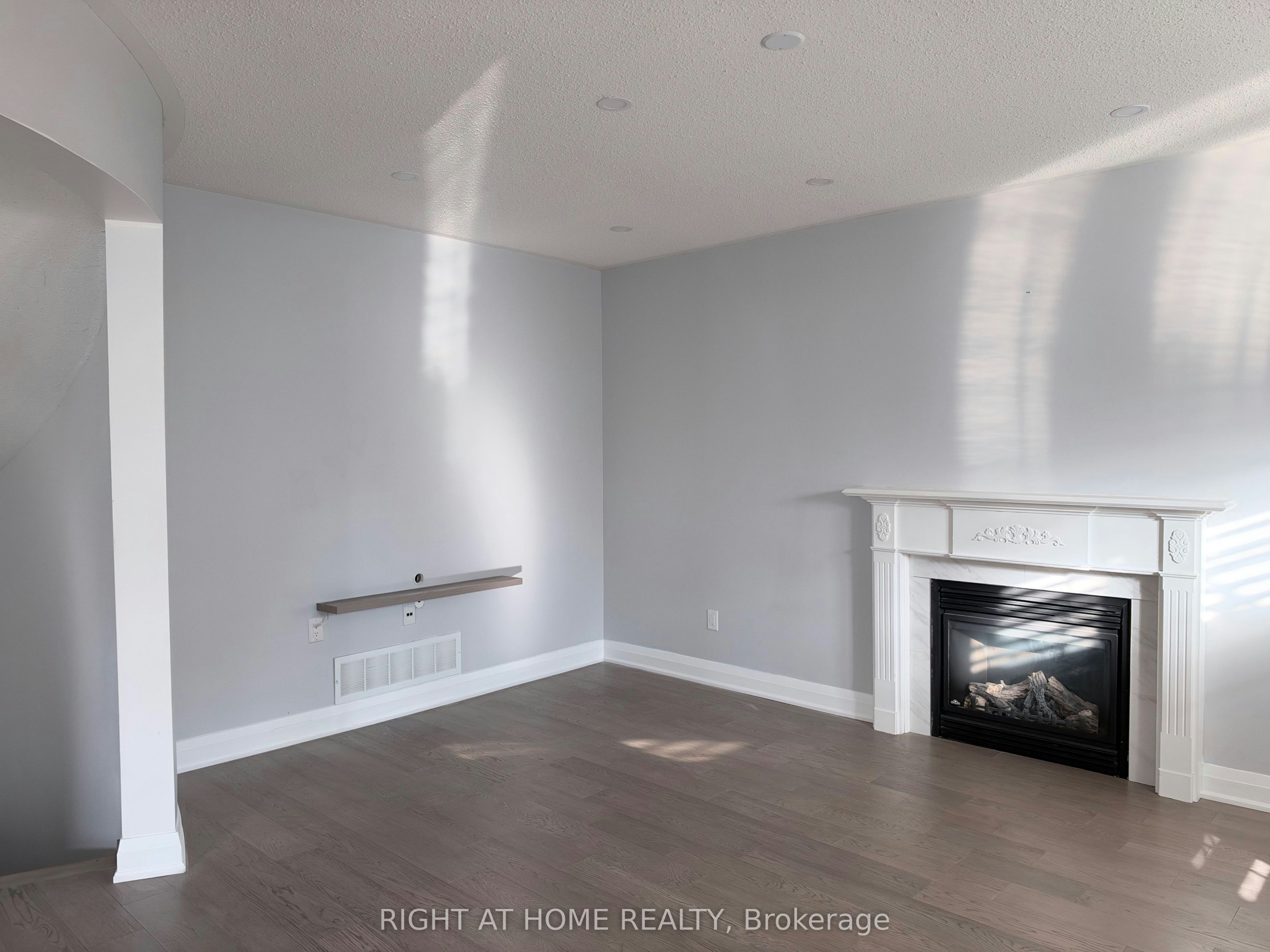 1179 Ravenscroft Road, Ajax, ON, L1T 0H9 - 5