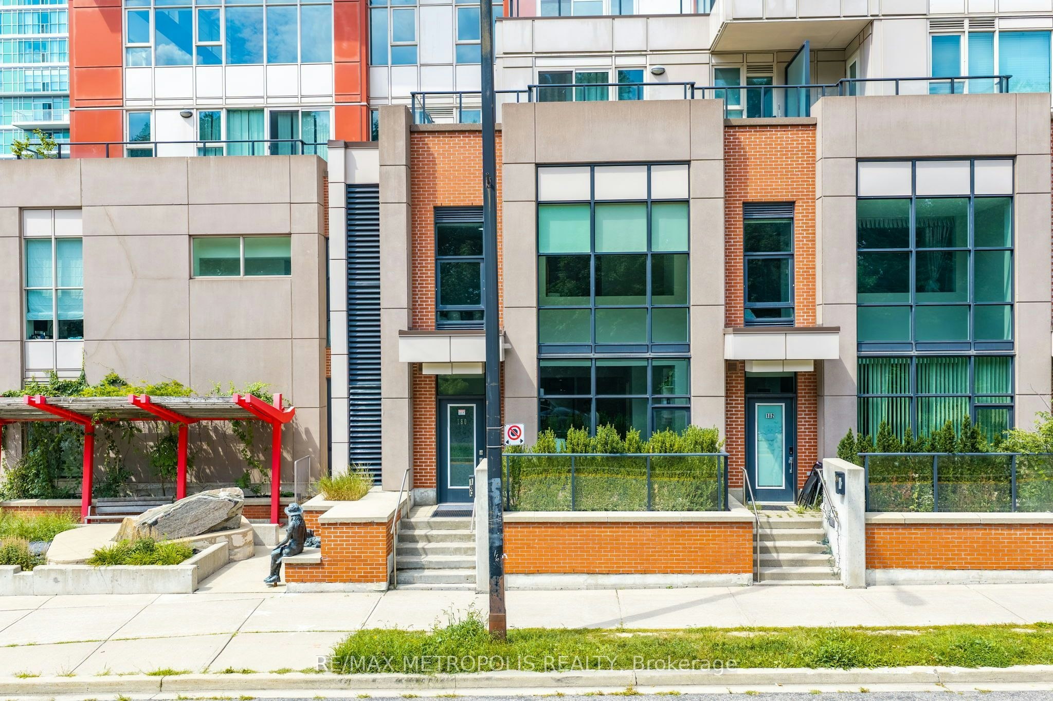 180 Borough Drive, Toronto, ON, M1P 0B5