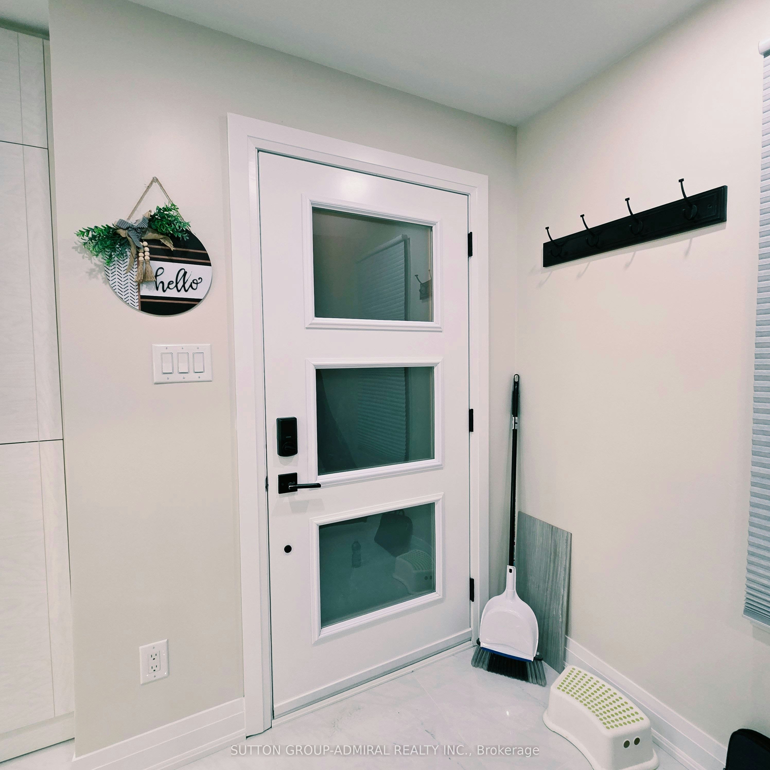 33 Tresher Court, Ajax, ON, L1T 2N3 - 2