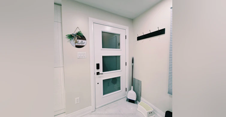 33 Tresher Court, Ajax, ON, L1T 2N3 - 2