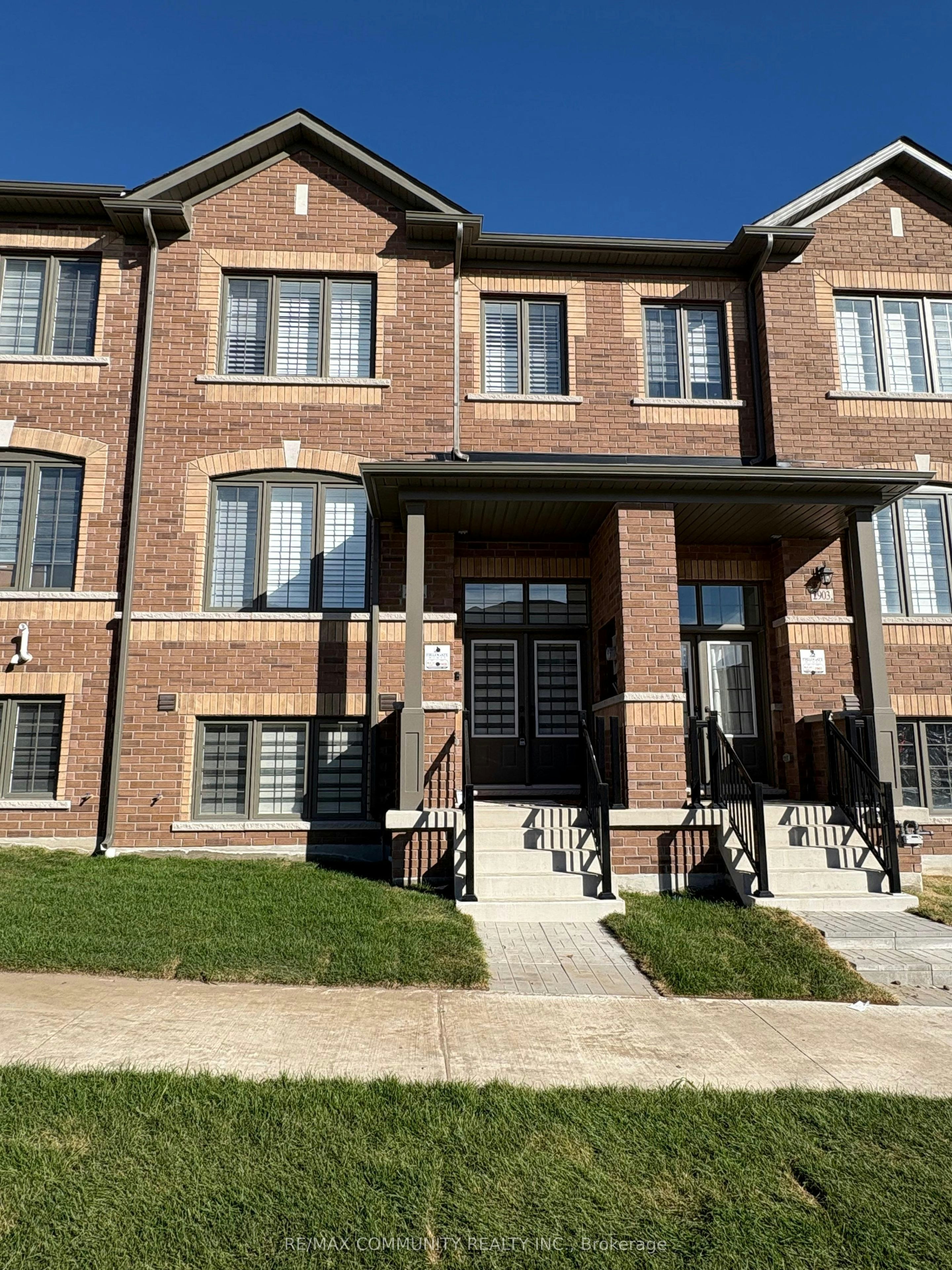 2905 Starlight Drive, Pickering, ON, L1X 0S1