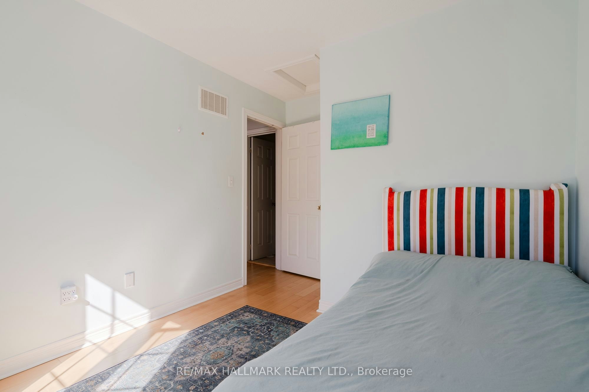 24 Carnahan Terrace, Toronto, ON, M4E 0B2 - 15