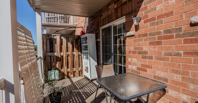24 Carnahan Terrace, Toronto, ON, M4E 0B2 - 9