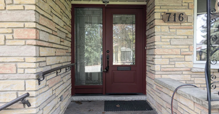 Main Floor-716 Tulip Court, Oshawa, ON, L1G 3C6 - 2