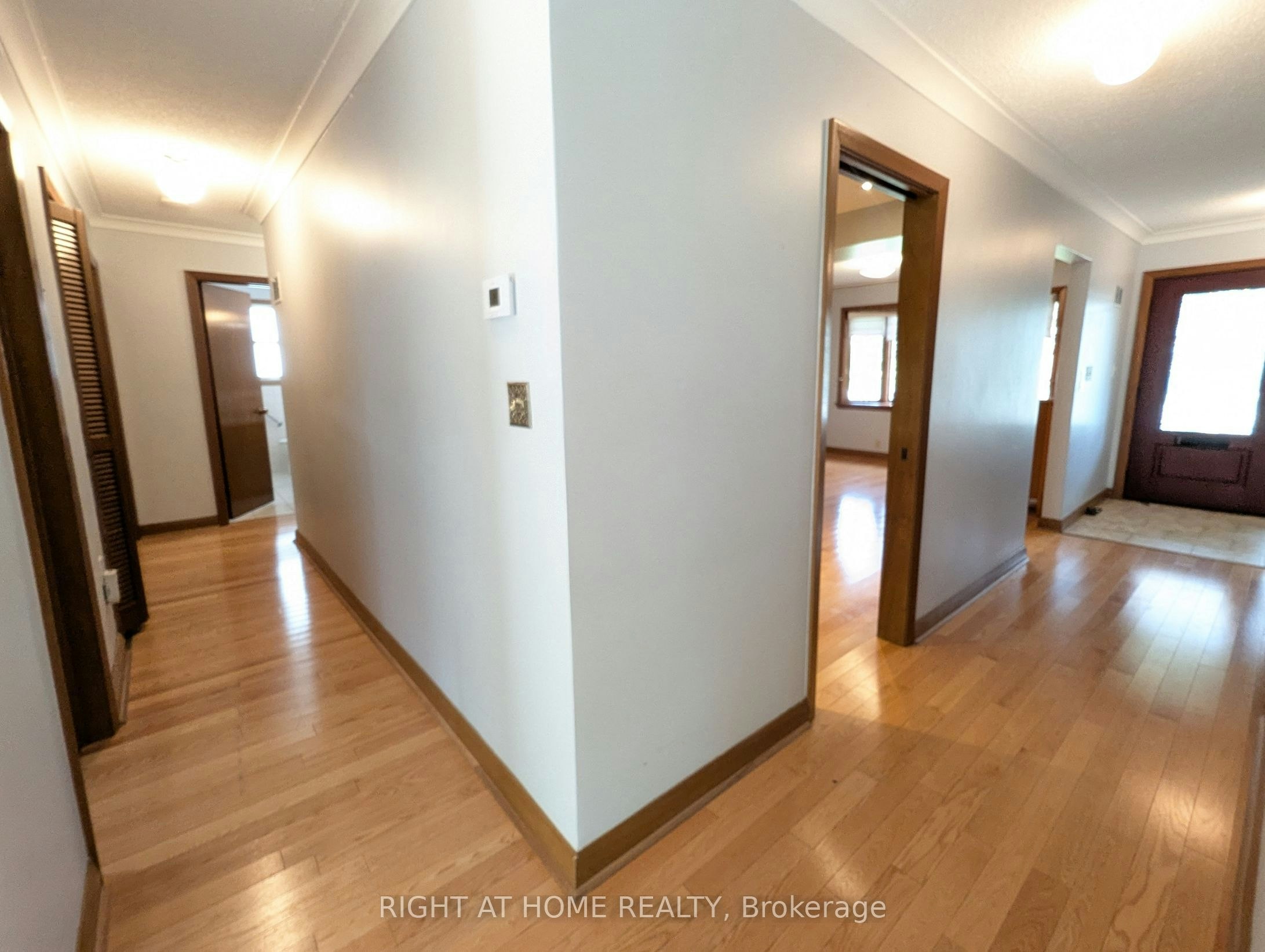 Main Floor-716 Tulip Court, Oshawa, ON, L1G 3C6 - 13