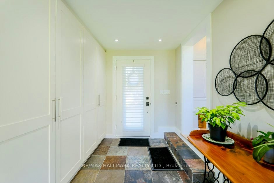 12 Guildcrest Drive, Toronto, ON, M1E 1E3 - 5
