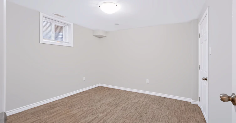 Bsmt-66 Miramar Crescent, Toronto, ON, M1J 1R6 - 11