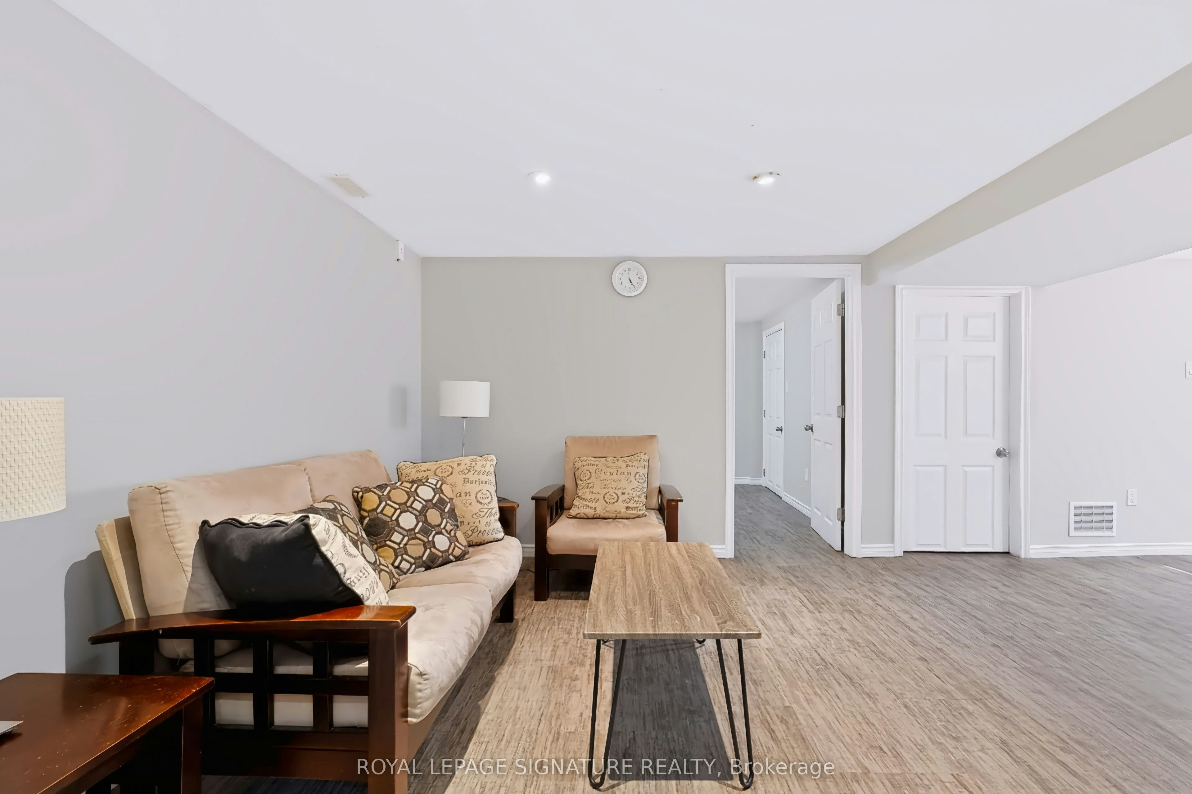 Bsmt-66 Miramar Crescent, Toronto, ON, M1J 1R6 - 4