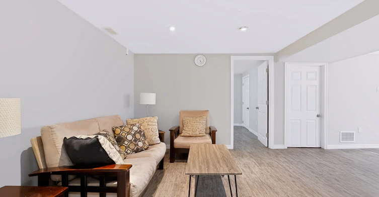 Bsmt-66 Miramar Crescent, Toronto, ON, M1J 1R6 - 4