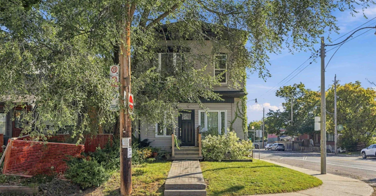 Lower-103 Ashdale Avenue, Toronto, ON, M4L 2Y8