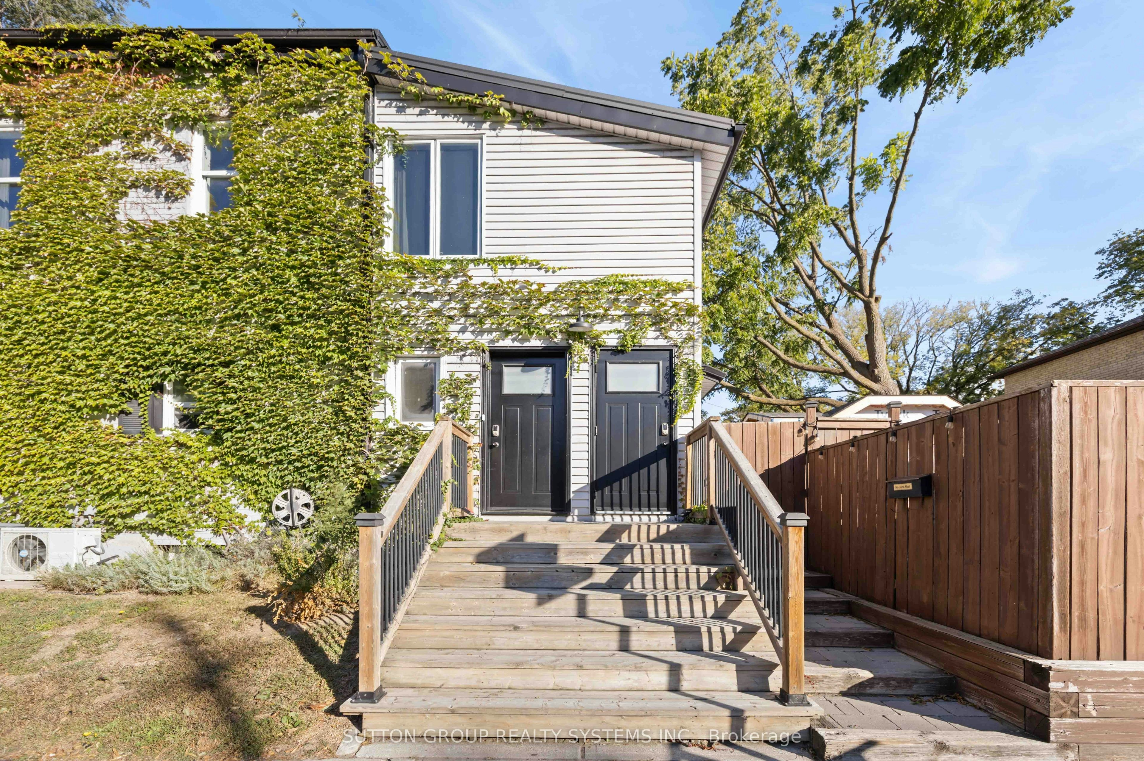 Lower-103 Ashdale Avenue, Toronto, ON, M4L 2Y8 - 21
