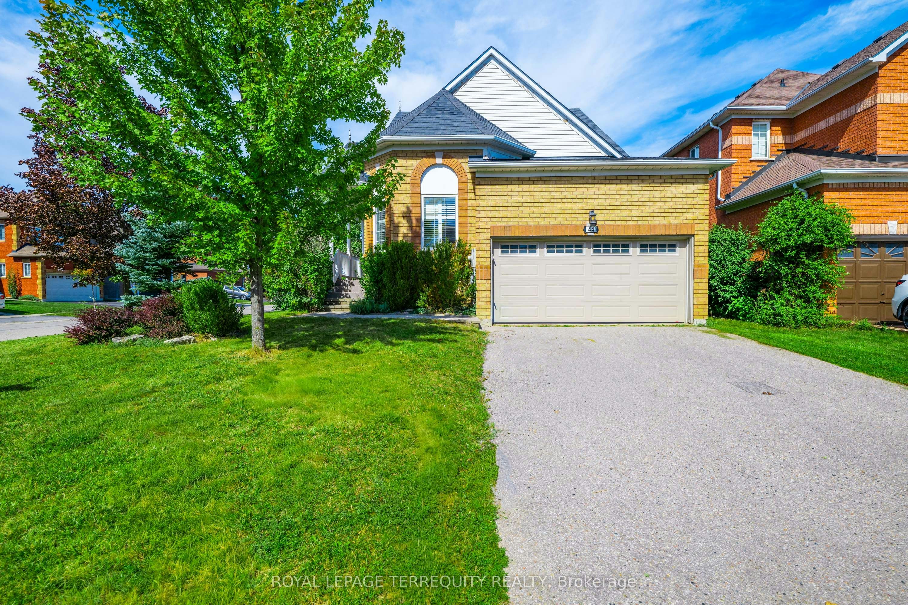 44 Iberville Road, Whitby, ON, L1M 1H7