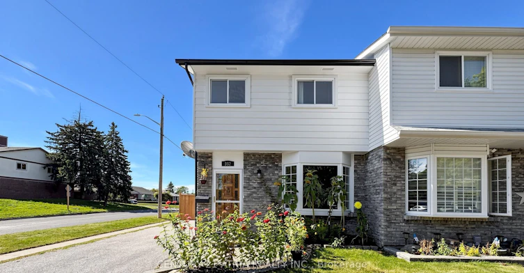 982 Renfrew Court, Oshawa, ON, L1J 6L2