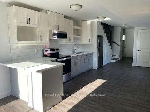 Unit 2-279 Humber Avenue, Oshawa, ON, L1J 2T3