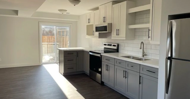 Unit 2-279 Humber Avenue, Oshawa, ON, L1J 2T3 - 2