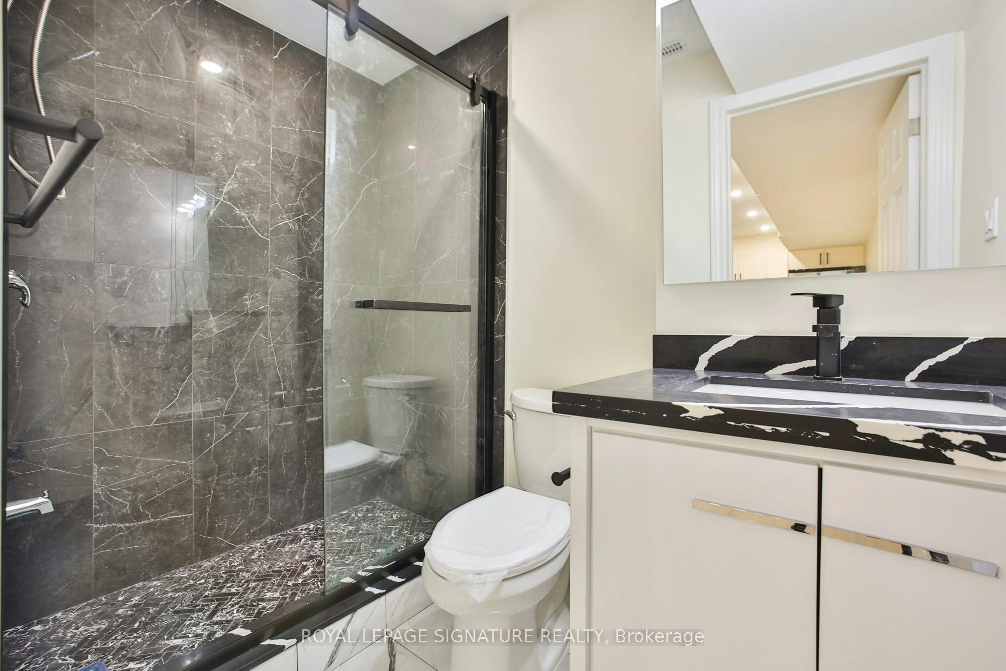 Bsmt-816 Linden Court, Whitby, ON, L1N 6S8 - 10