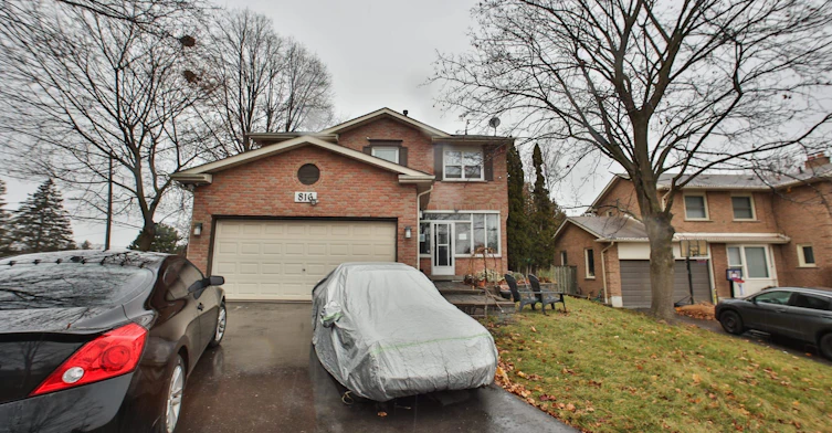 Bsmt-816 Linden Court, Whitby, ON, L1N 6S8