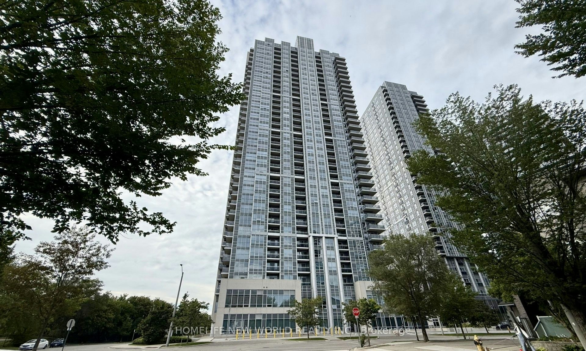 275 Village Green Square, Toronto, ON, M1S 0L8