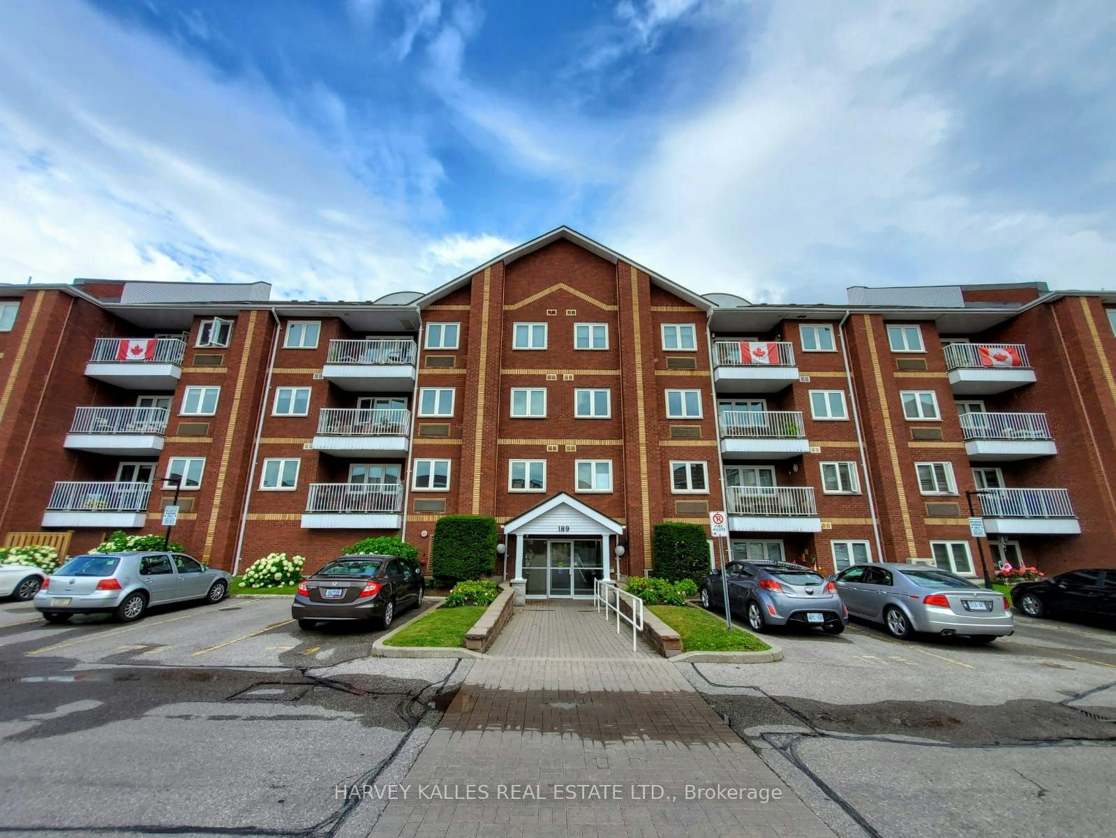402-189 Lake Driveway Drive W, Ajax, ON, L1S 7J1