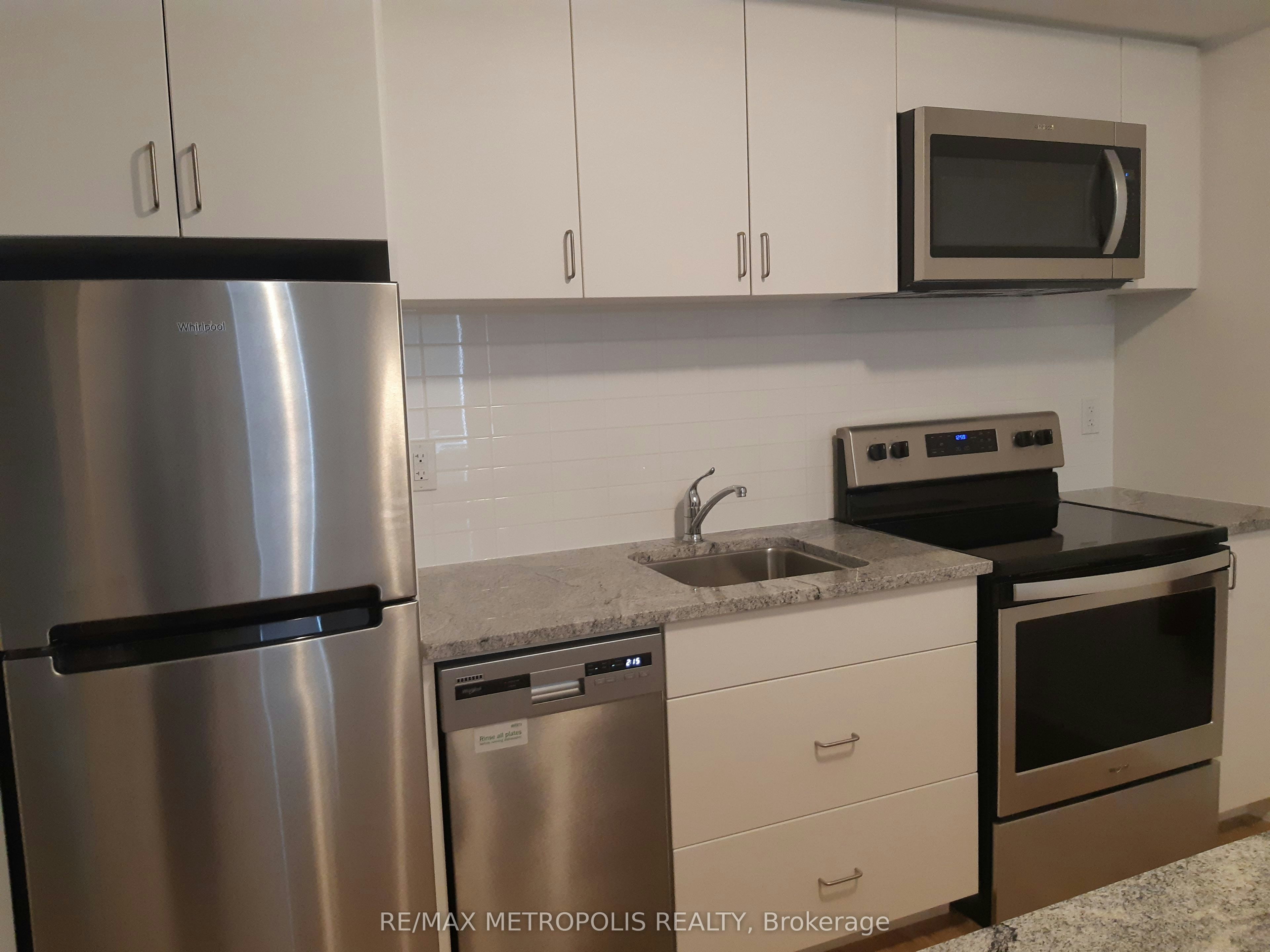 70-1760 Simcoe Street N, Oshawa, ON, L3G 0C3 - 3