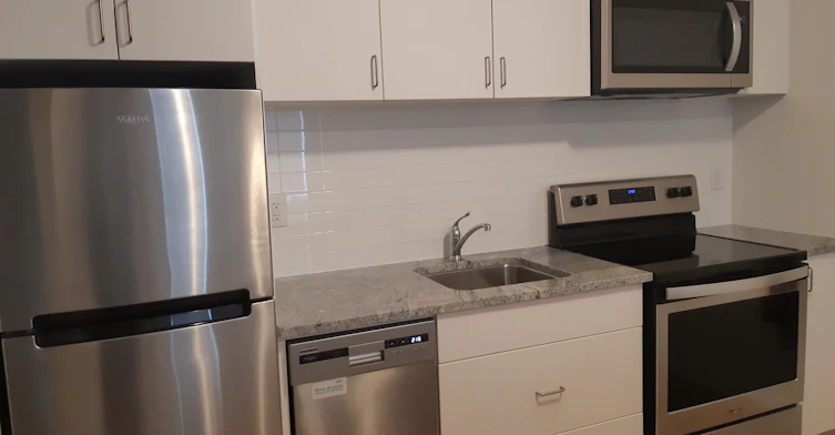 70-1760 Simcoe Street N, Oshawa, ON, L3G 0C3 - 3