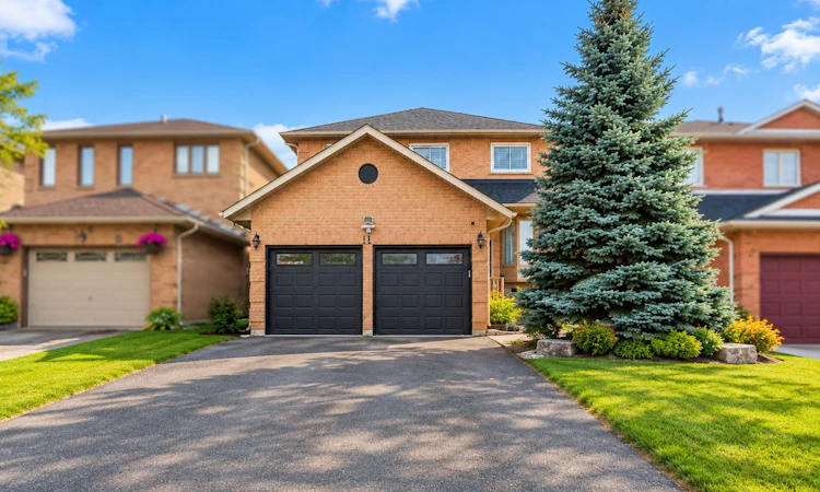 11 Murkar Crescent