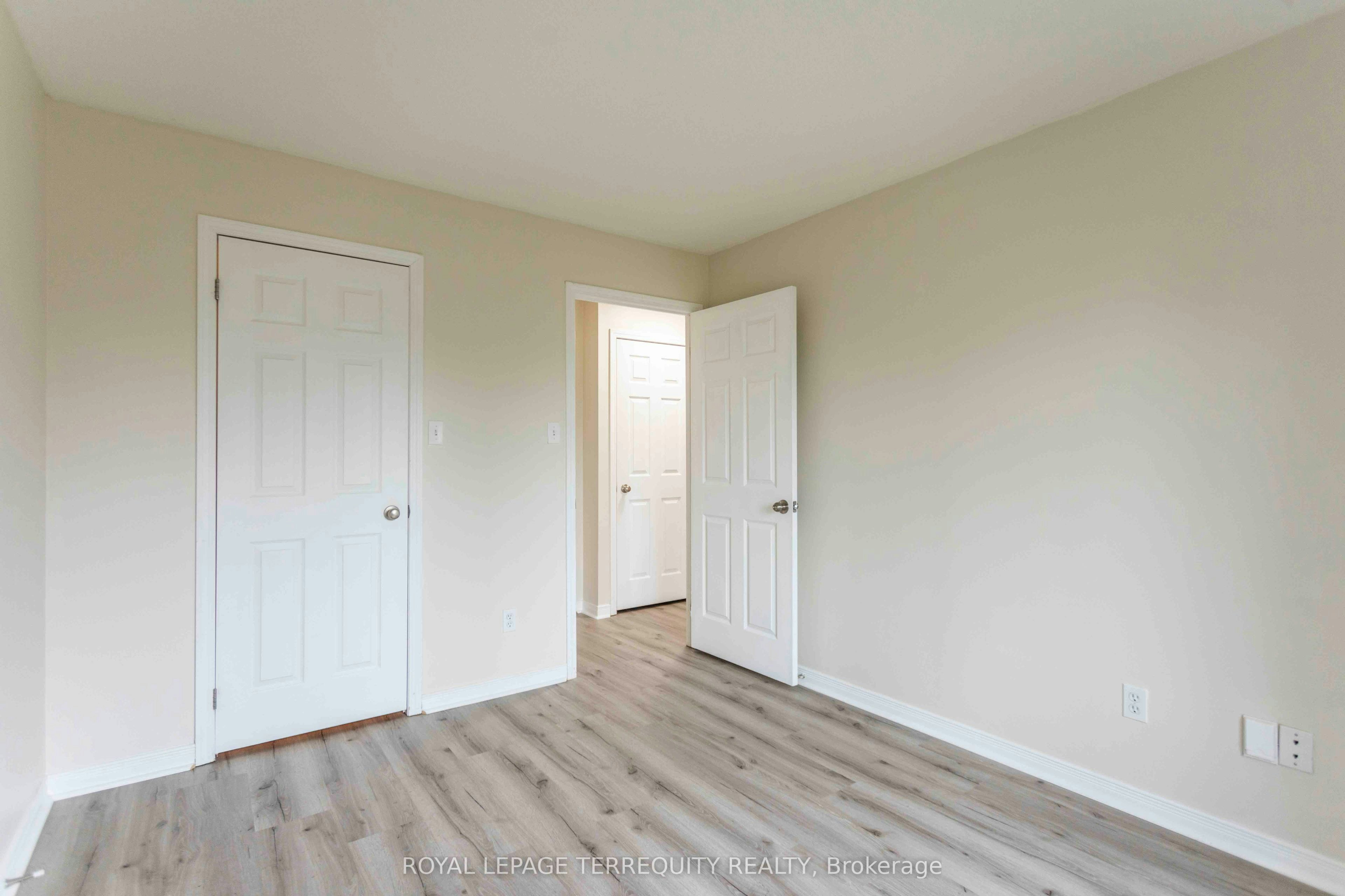 211-94 Aspen Springs Drive, Clarington, ON, L1C 5N4 - 23