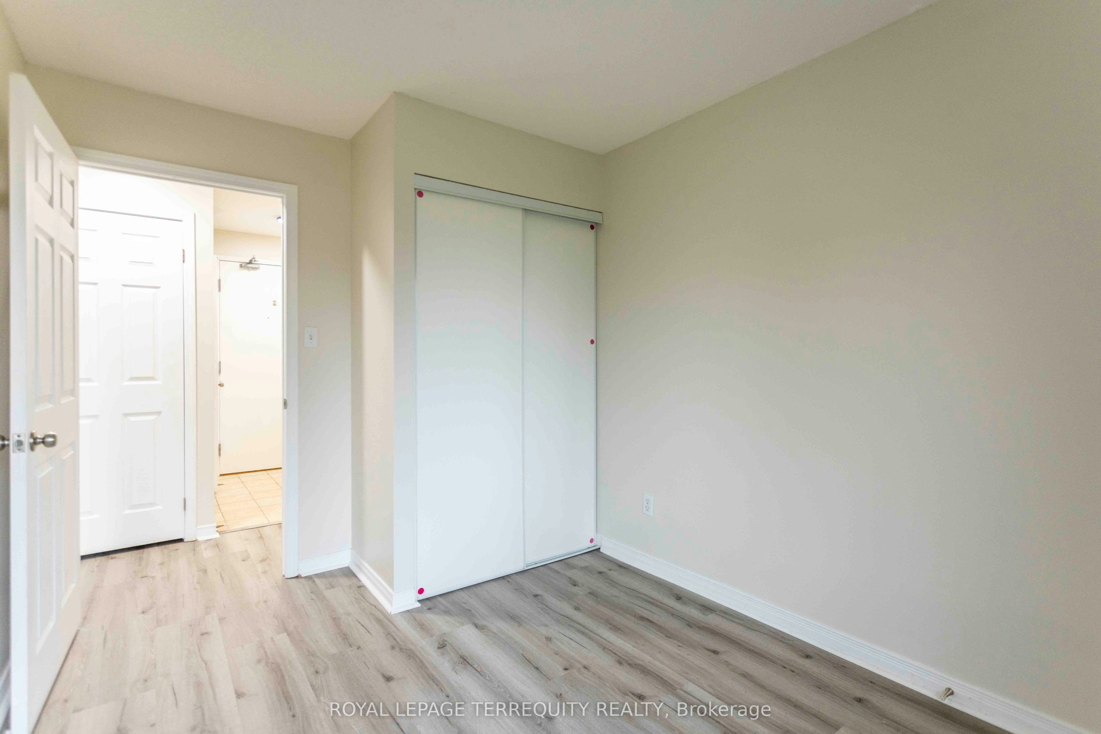 211-94 Aspen Springs Drive, Clarington, ON, L1C 5N4 - 29