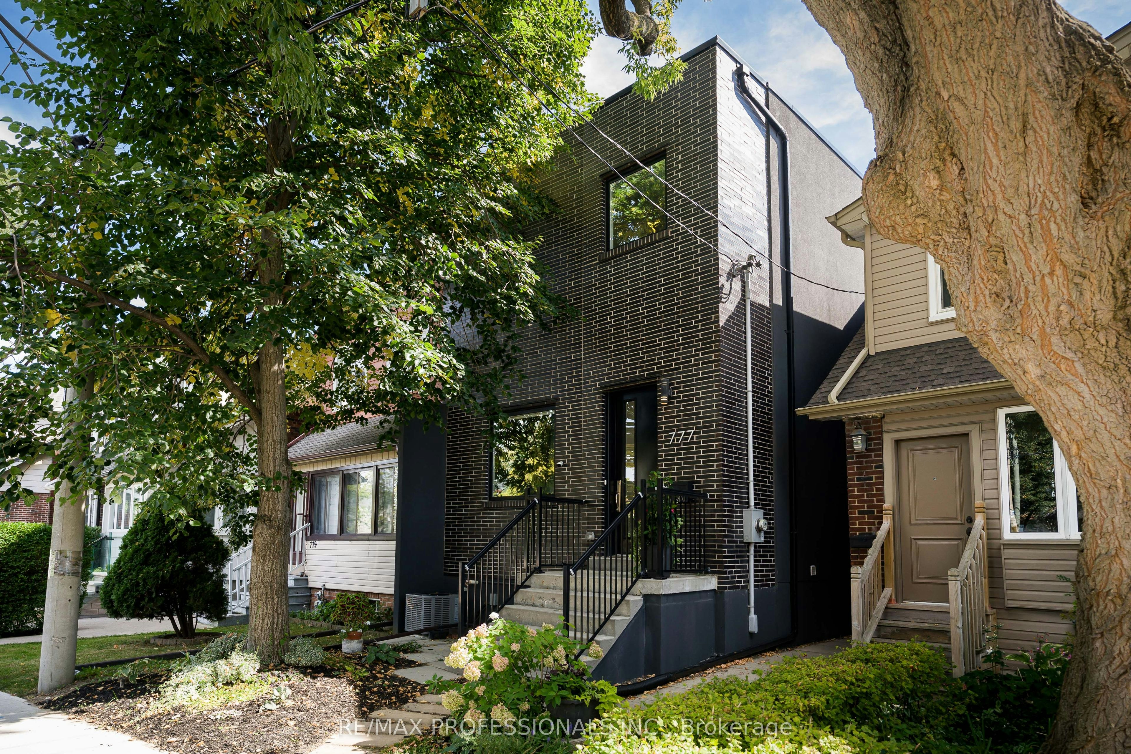 777 Eastern Avenue, Toronto, ON, M4M 1E9