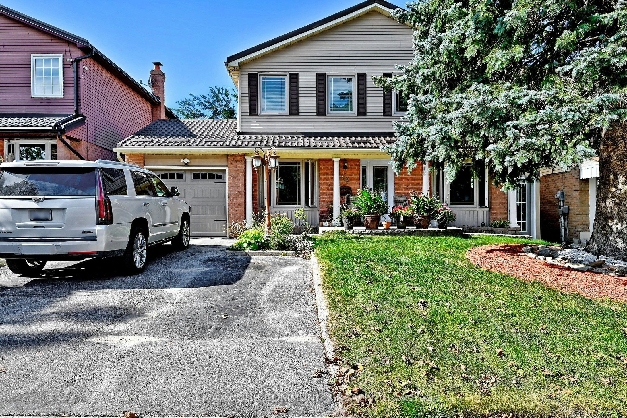 22 Fawcett Trail, Toronto, ON, M1B 3B3 - 2