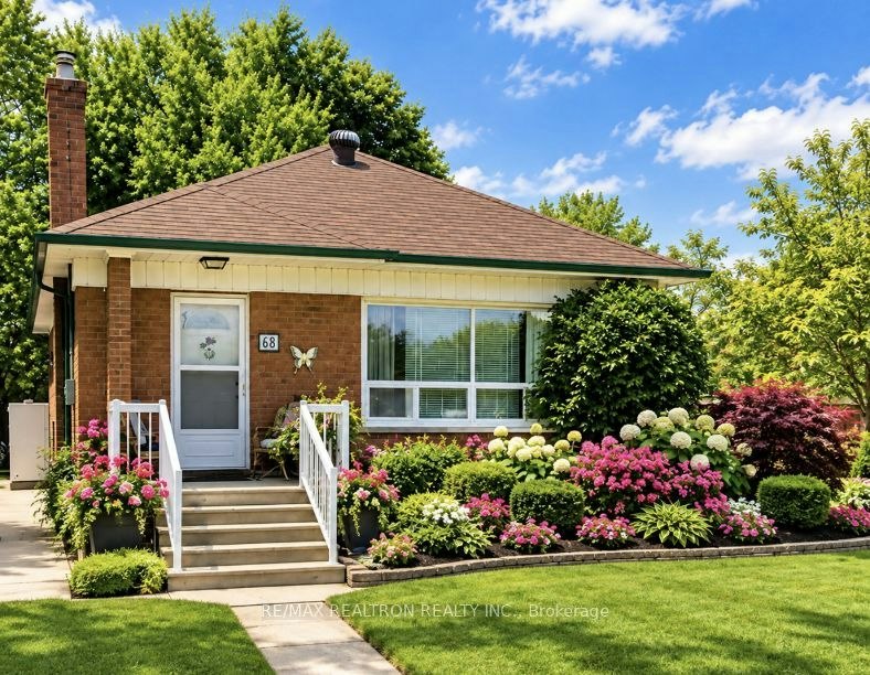 68 Elfreda Boulevard, Toronto, ON, M1L 4L8