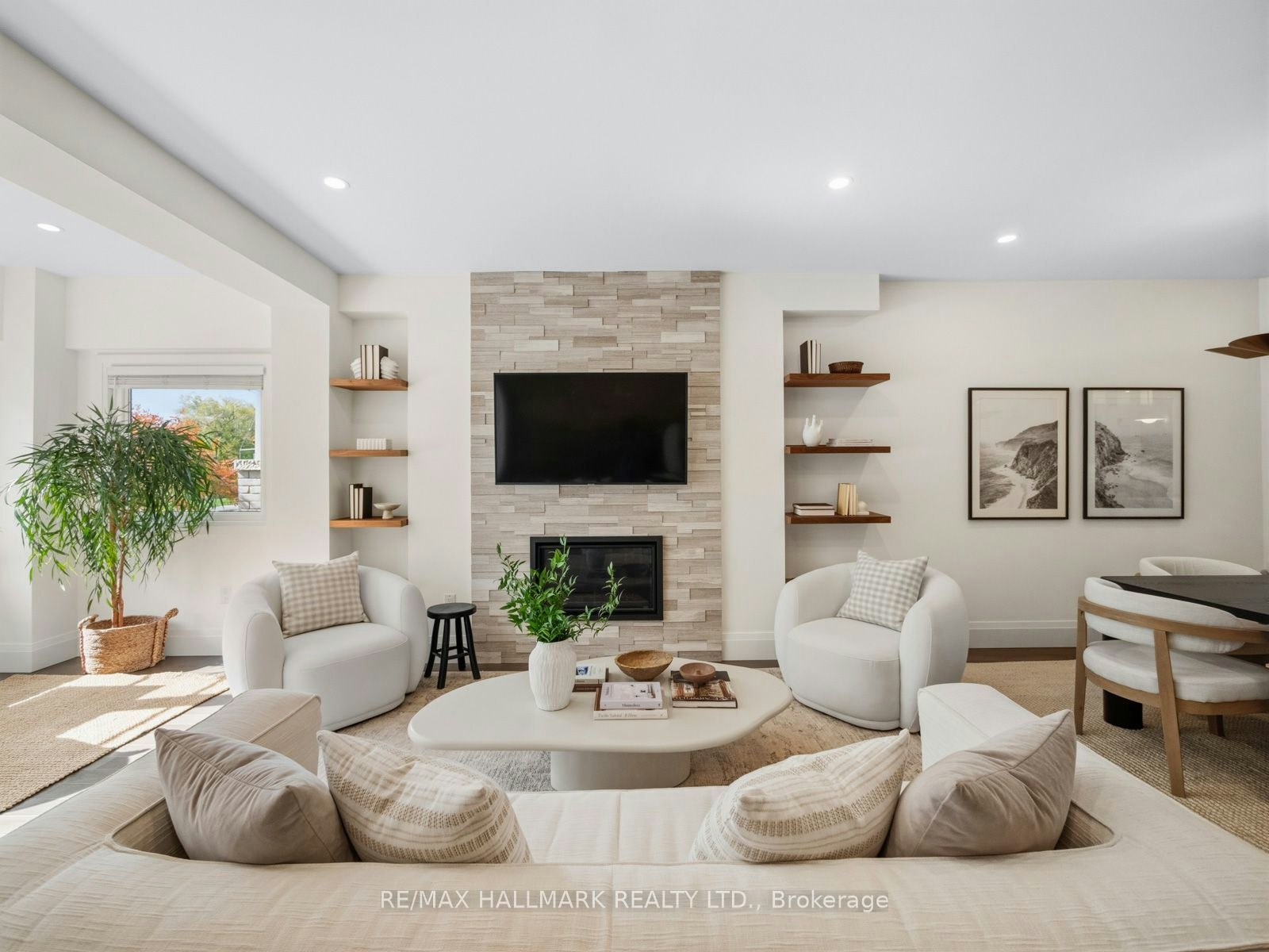 189 Greenwood Avenue, Toronto, ON, M4L 2P8