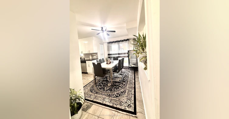 24 Holmes Crescent, Ajax, ON, L1T 3W7