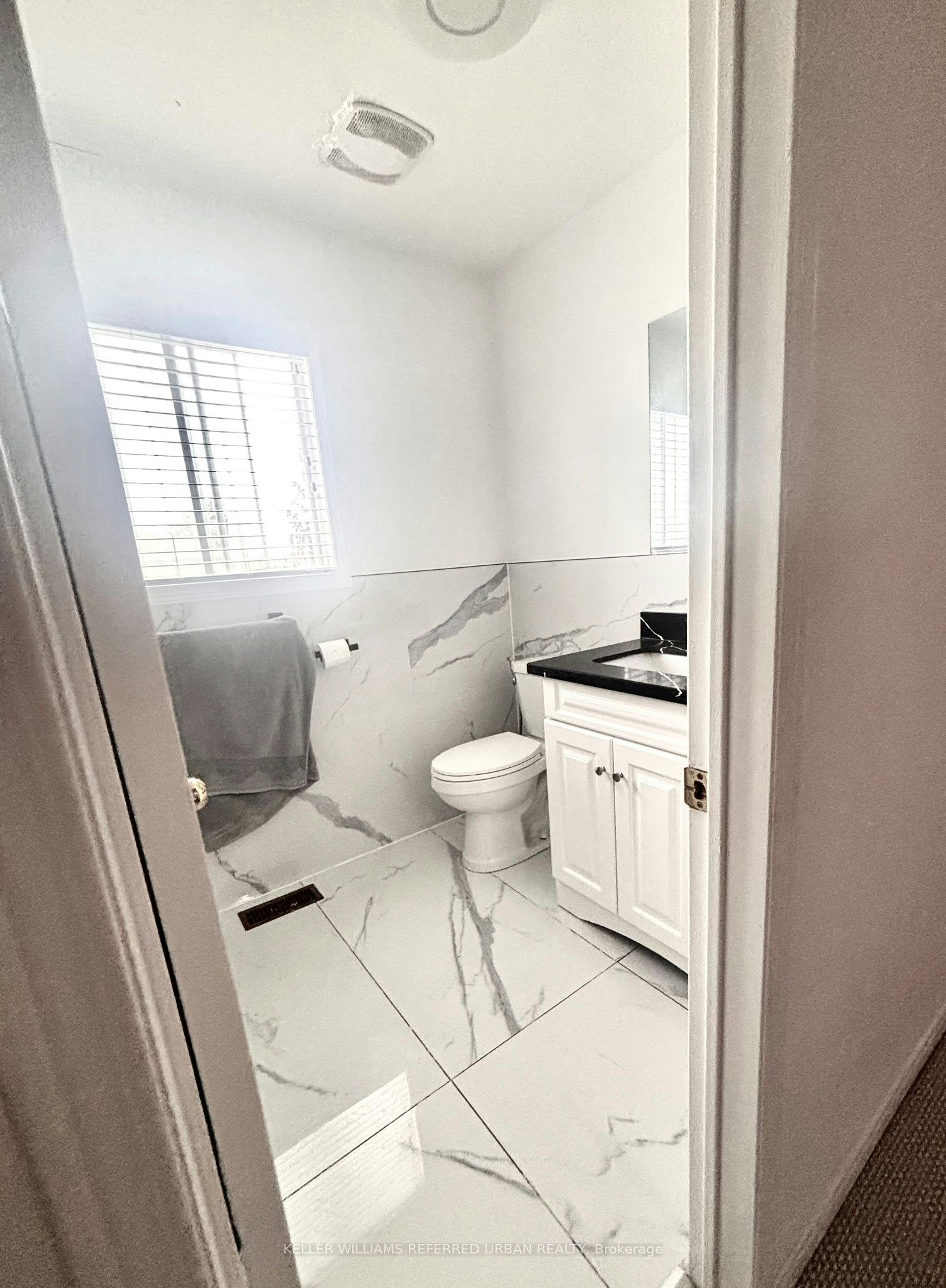 24 Holmes Crescent, Ajax, ON, L1T 3W7 - 13