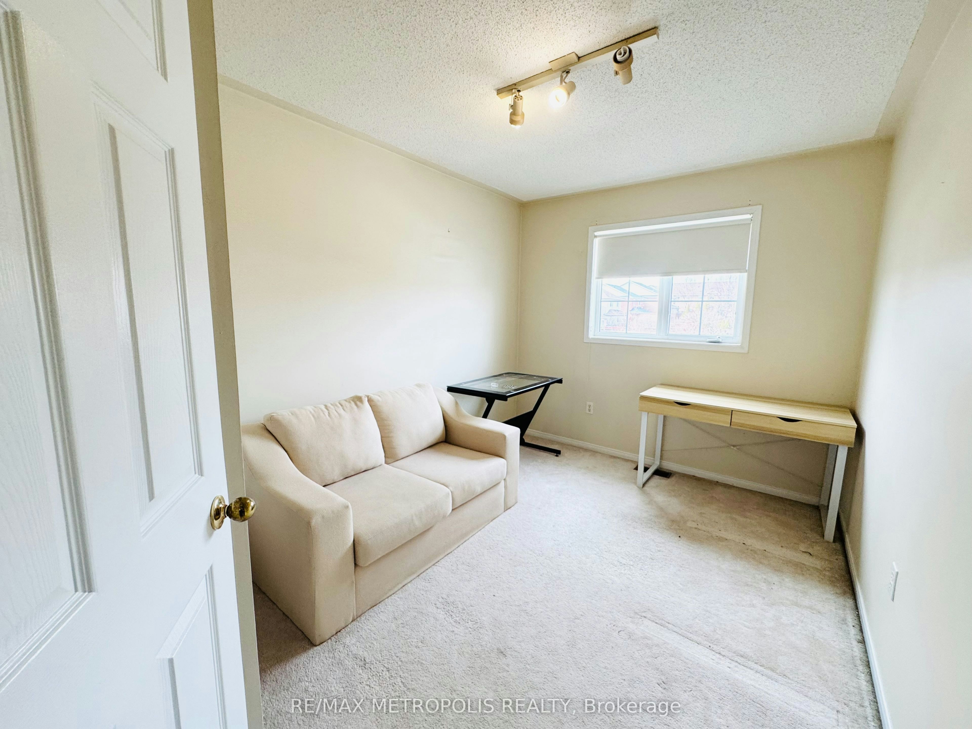 33 Palomino Place, Whitby, ON, L1R 2V5 - 17
