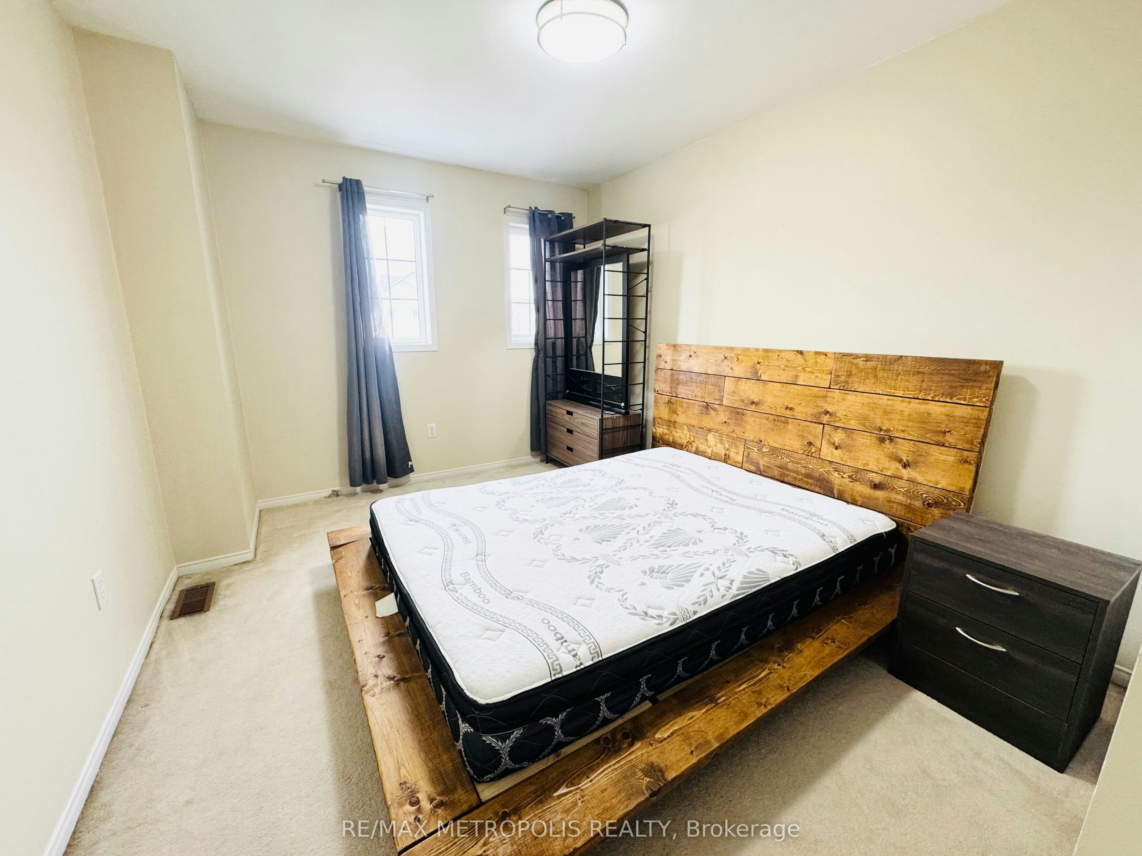 33 Palomino Place, Whitby, ON, L1R 2V5 - 18