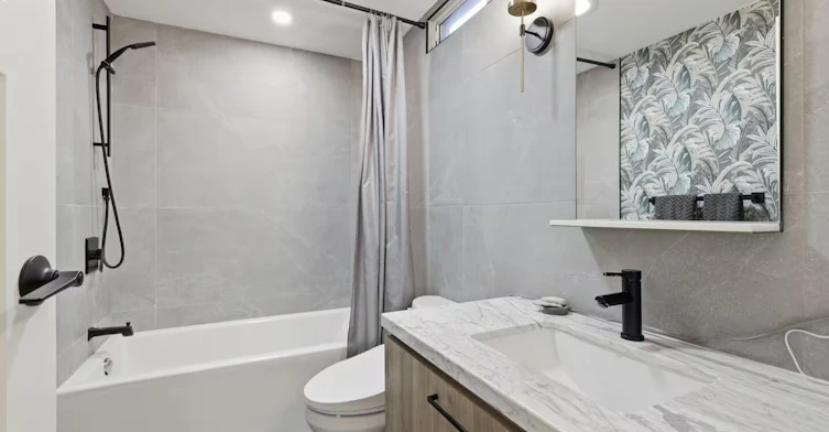 66 West Avenue, Toronto, ON, M4M 2L8 - 25