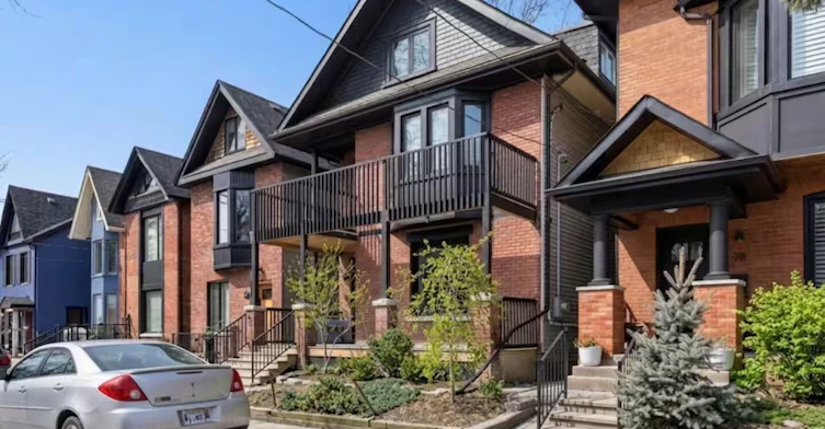 66 West Avenue, Toronto, ON, M4M 2L8