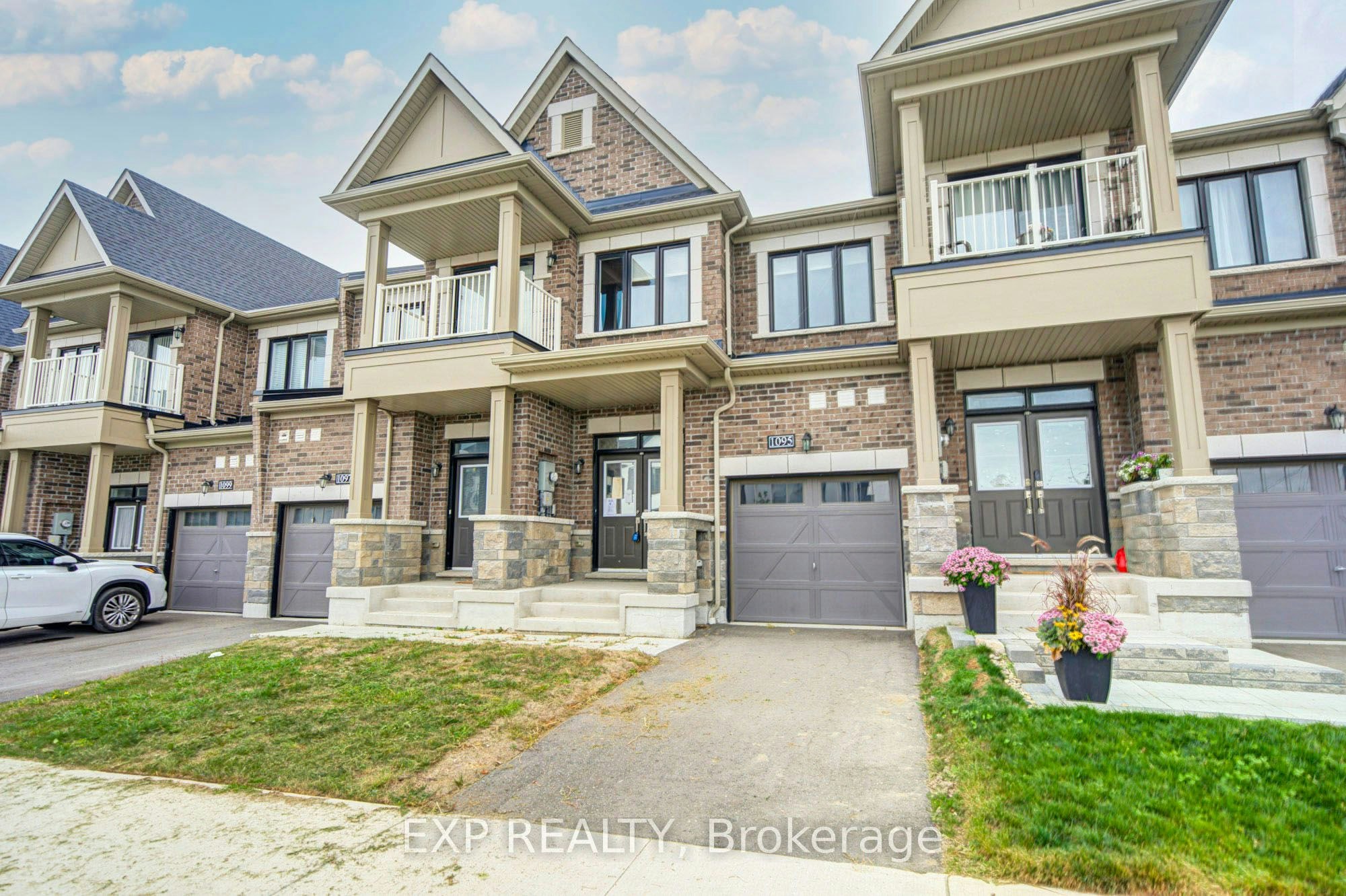 1095 Thompson Drive, Oshawa, ON, L1L 0V5