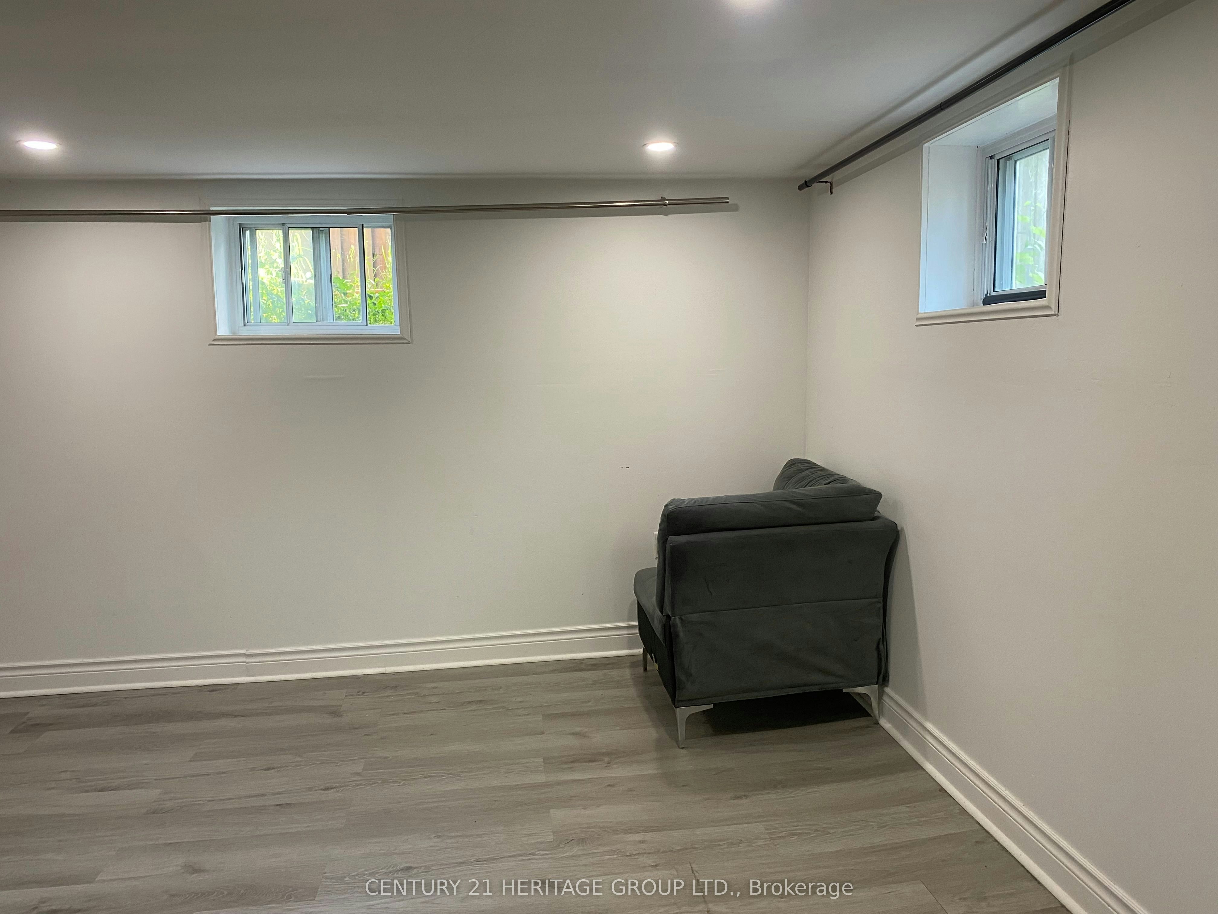 28 Shirley Crescent, Toronto, ON, M1M 1L1 - 4