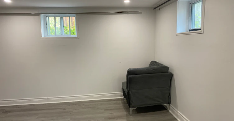 28 Shirley Crescent, Toronto, ON, M1M 1L1 - 4