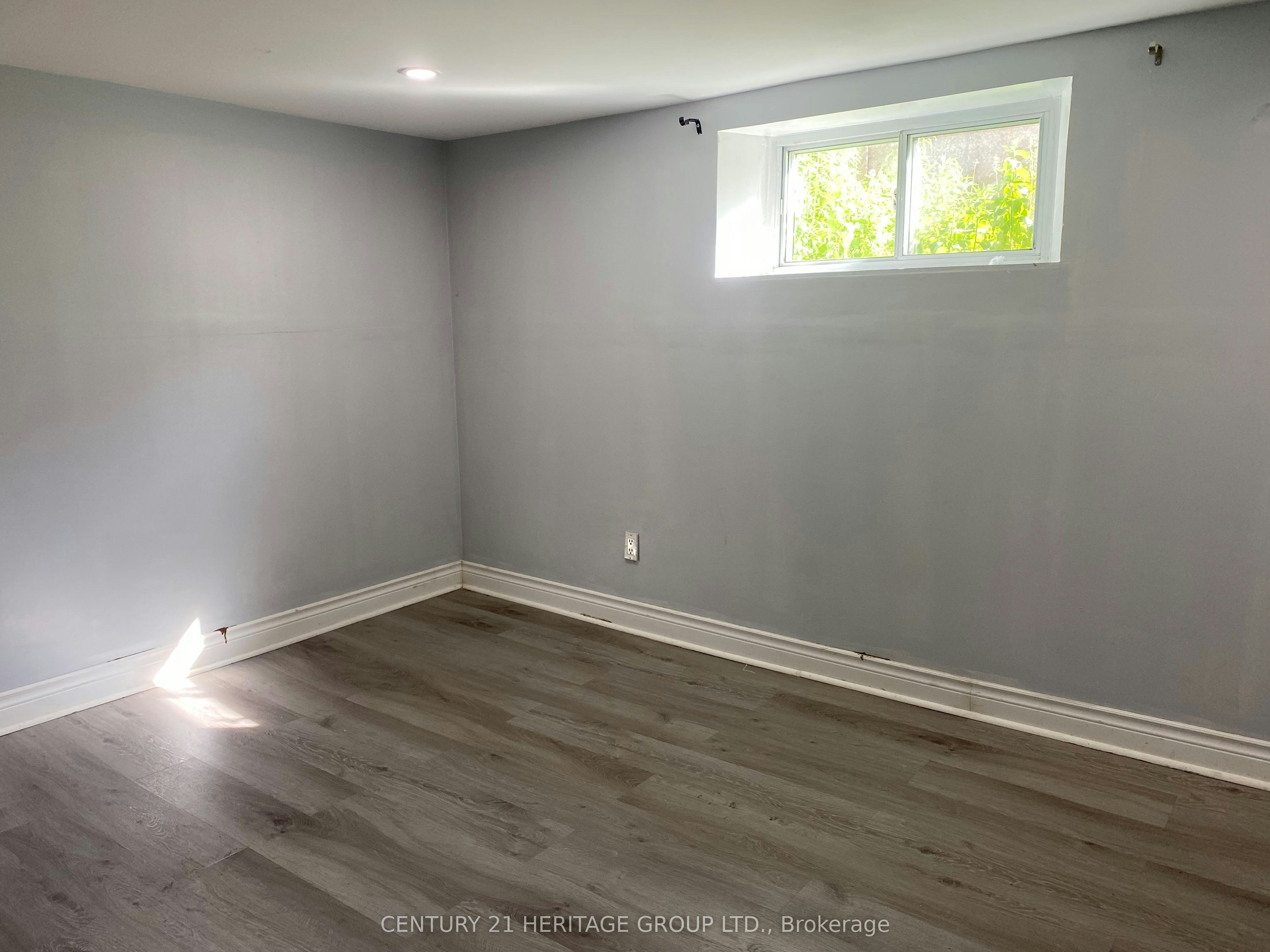 28 Shirley Crescent, Toronto, ON, M1M 1L1 - 14