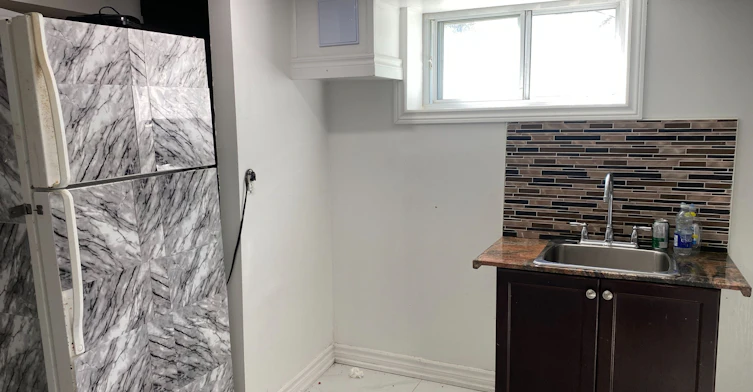 28 Shirley Crescent, Toronto, ON, M1M 1L1 - 6