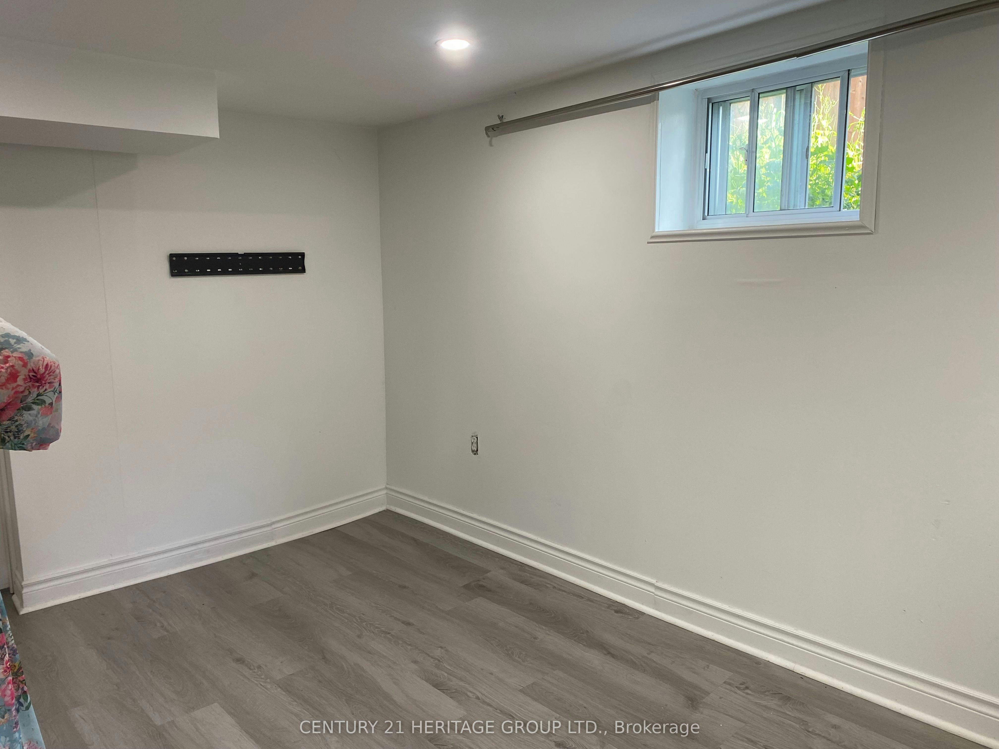 28 Shirley Crescent, Toronto, ON, M1M 1L1 - 3