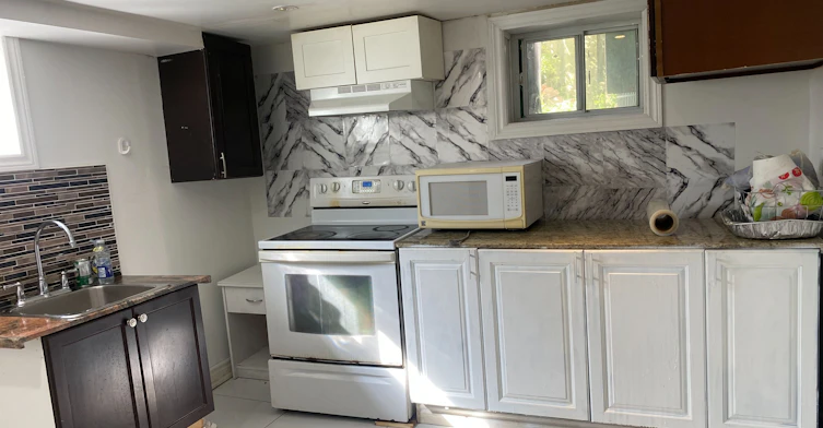 28 Shirley Crescent, Toronto, ON, M1M 1L1 - 7