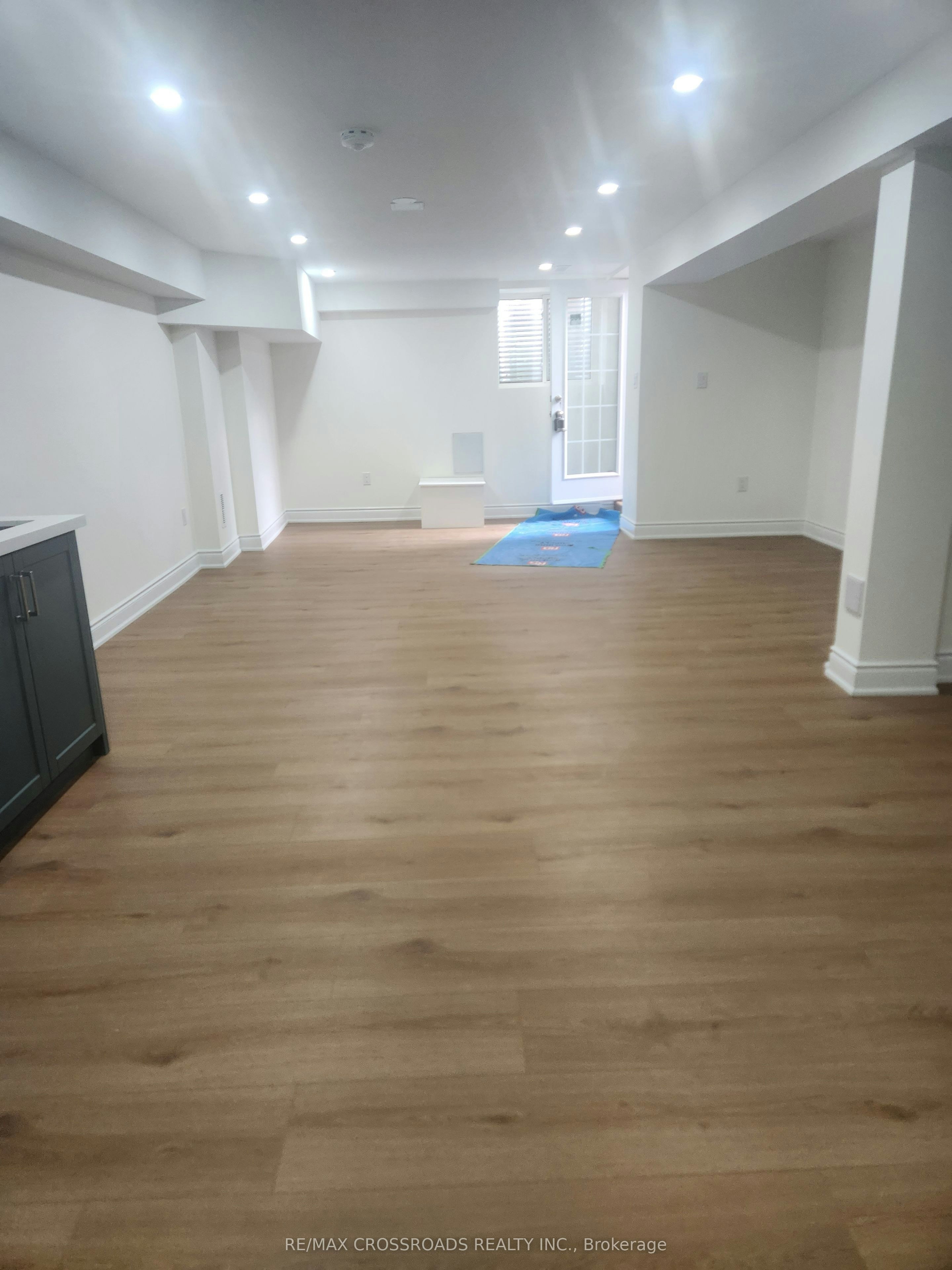 Bsmnt-16 Mantell Crescent, Ajax, ON, L1T 3N6 - 4