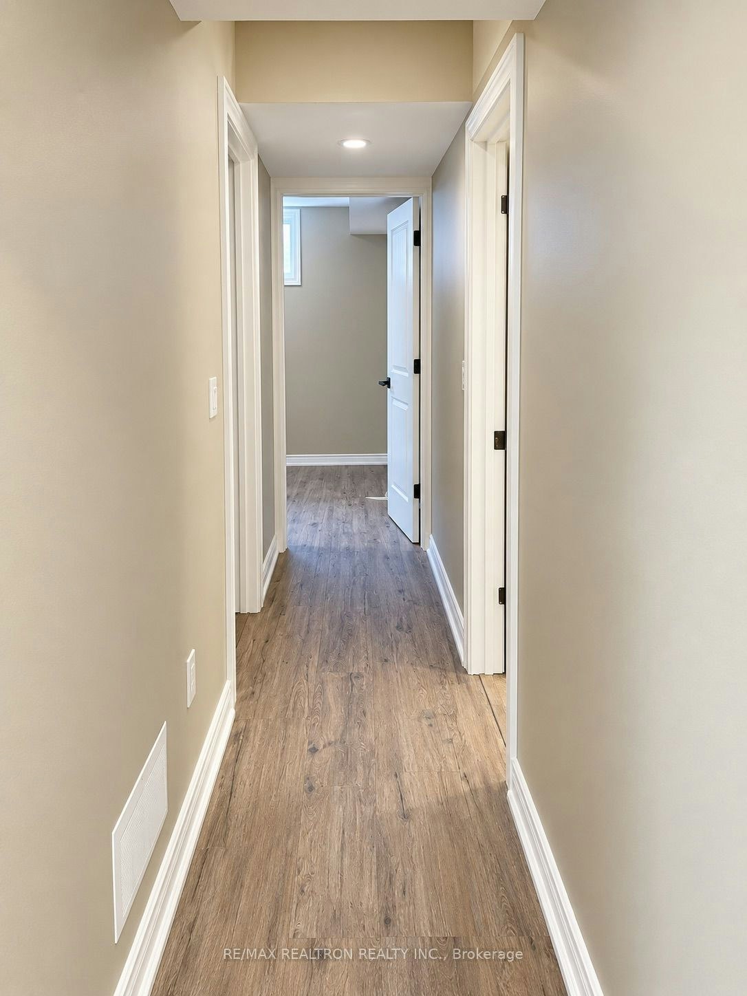 BSMT-59 Cumber Avenue, Toronto, ON, M1E 1T2 - 5