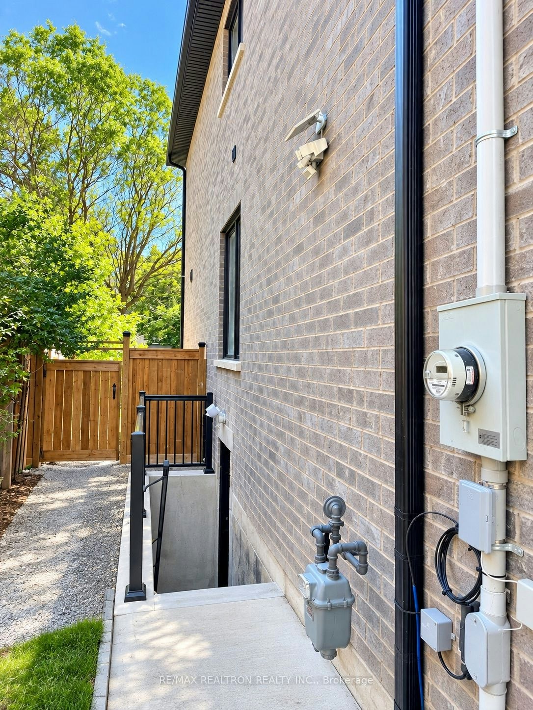 BSMT-59 Cumber Avenue, Toronto, ON, M1E 1T2 - 2
